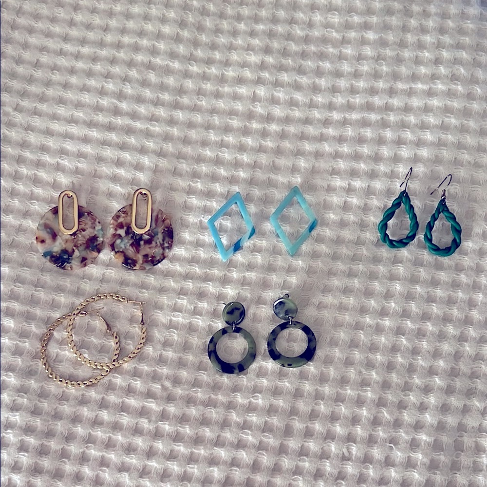 Elegant Multicolor Earring Set